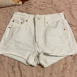 levi straus 501 white denim shorts